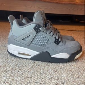Jordan 4 Cool grey
